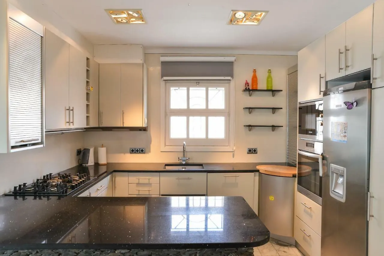 Villa Requesens On Canal Empuriabrava 0*,  Spain